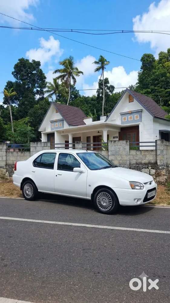 Ford Ikon Zxi 2010 Diesel Manual,new Insurance, Paper Upto 2031