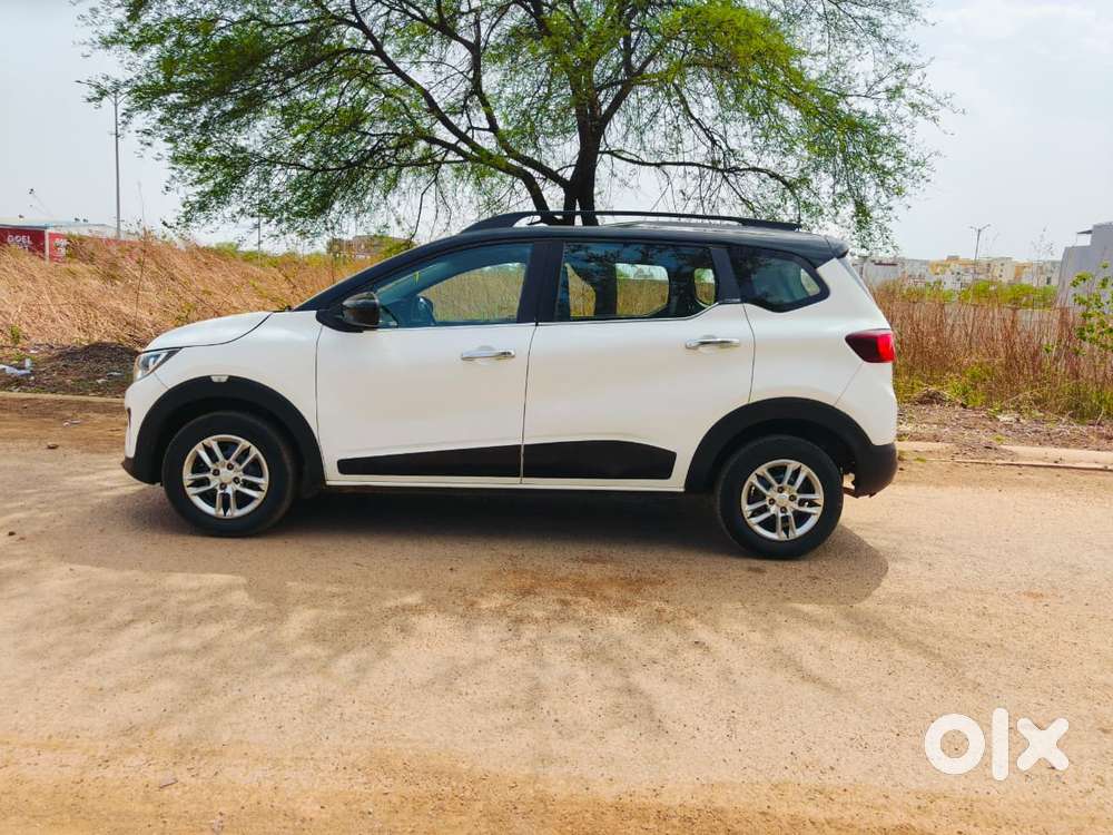 Renault Triber Rxt, 2020, Petrol