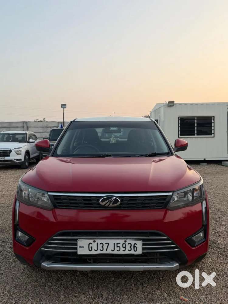 Mahindra Xuv300 W4, 2022, Petrol