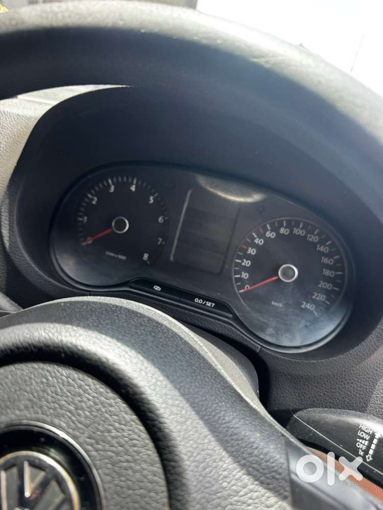 Volkswagen Polo Petrol 2011
