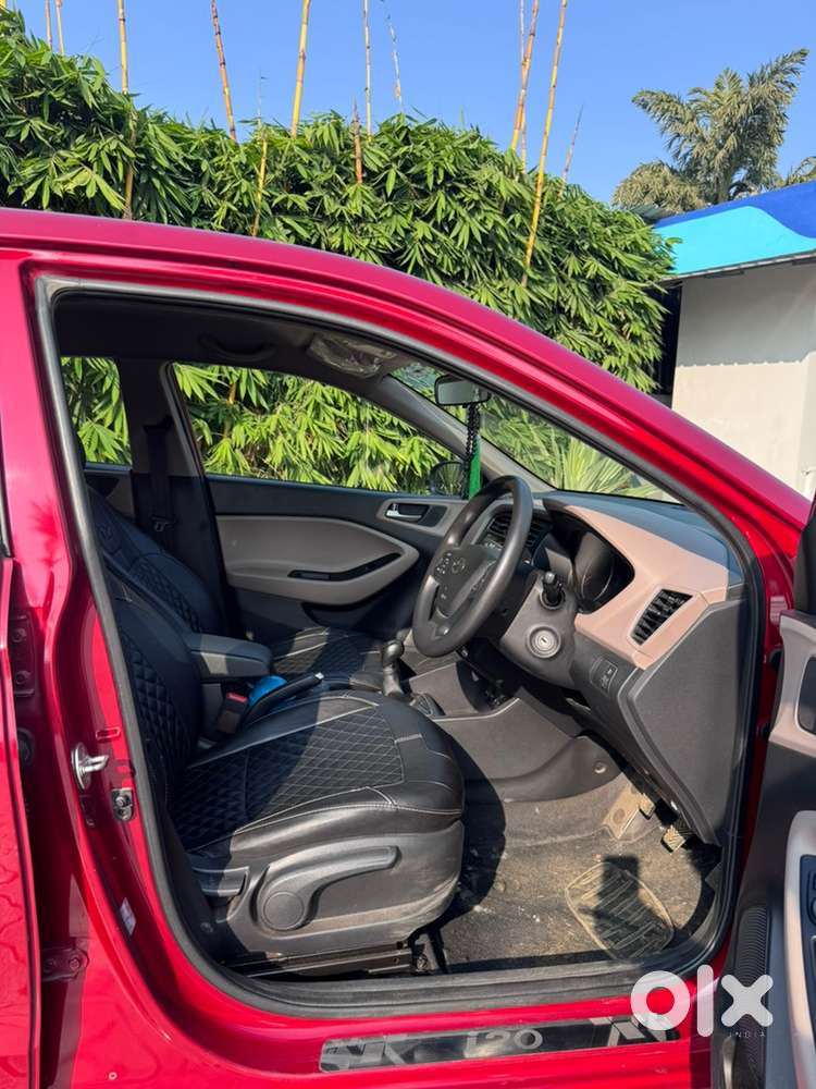 I 20 Sportz 1.2  Single Owner ,fully Company Service