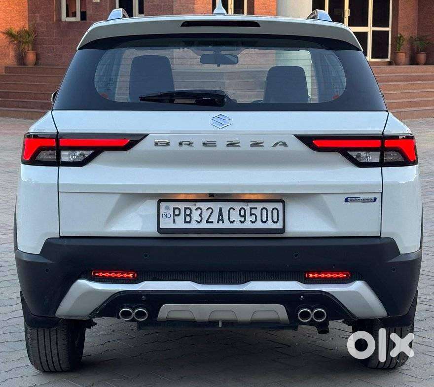 Maruti Suzuki Brezza, 2023, Petrol