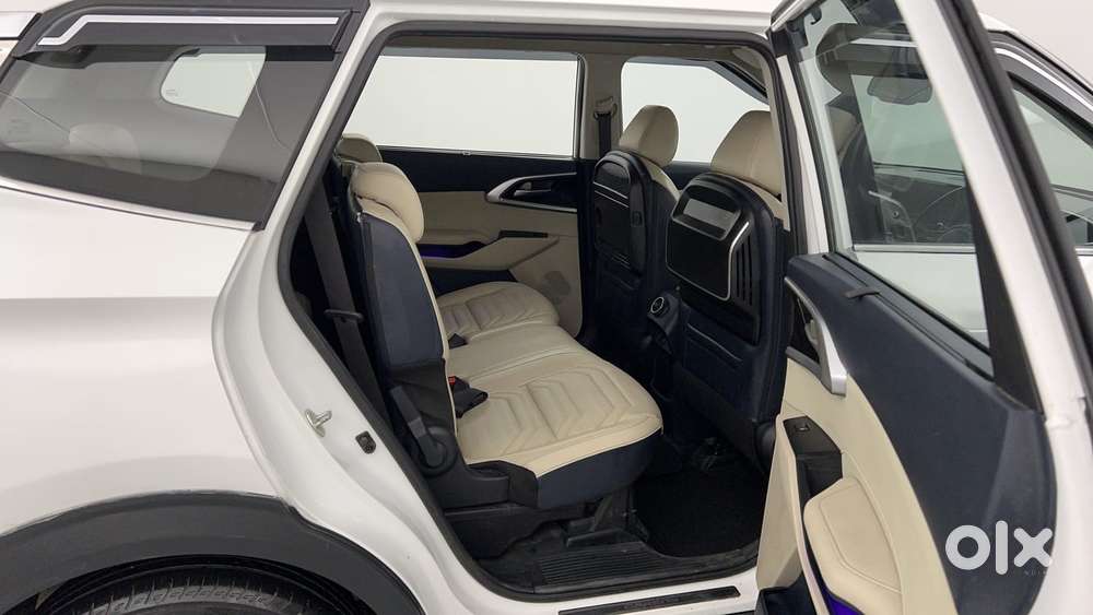 Kia Carens 1.4 Luxury 7 Str, 2022, Petrol