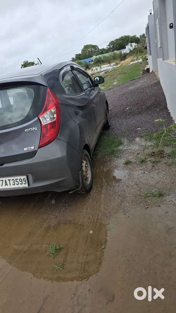 Hyundai Eon Plus 2014 Km Driven
