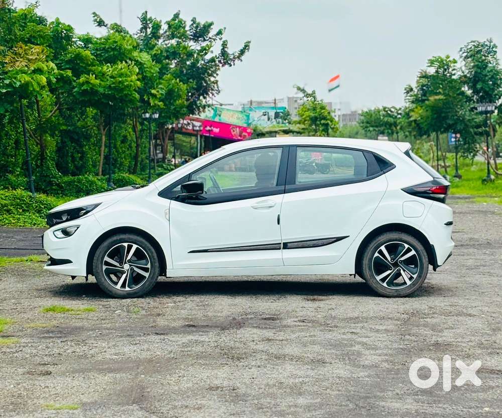 Tata Altroz Xz, 2022, Petrol
