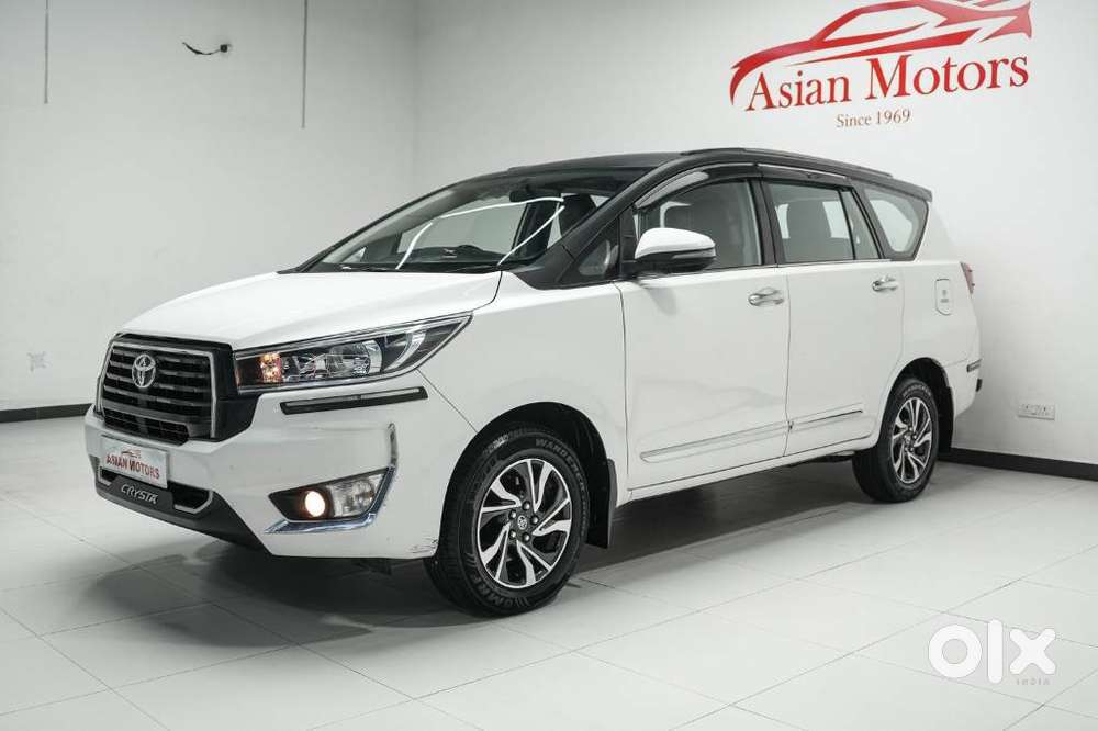 Toyota Innova Crysta 2.4 G Plus Mt 8 Str, 2024, Diesel