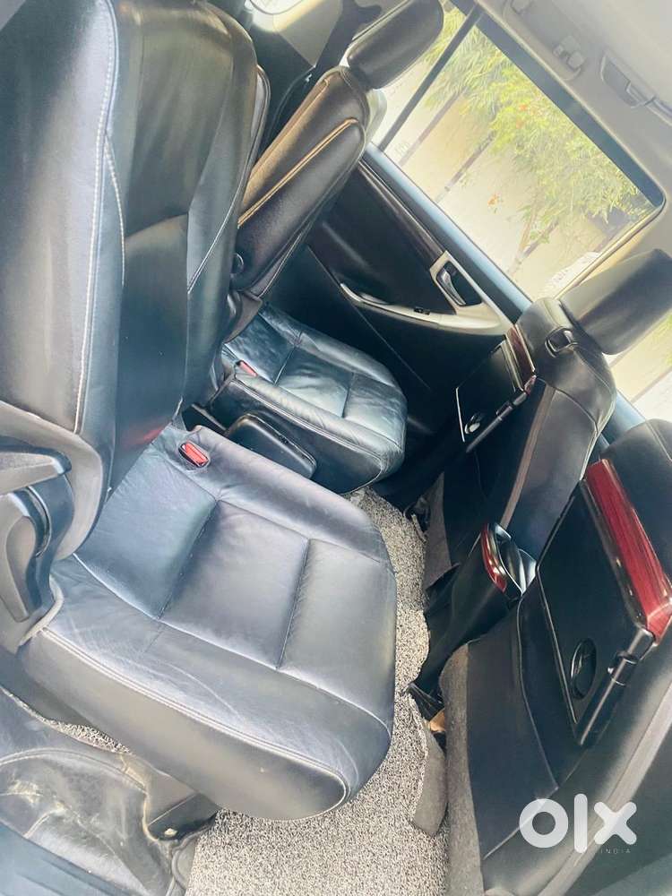 Toyota Innova Crysta 2.5z, 2016, Diesel