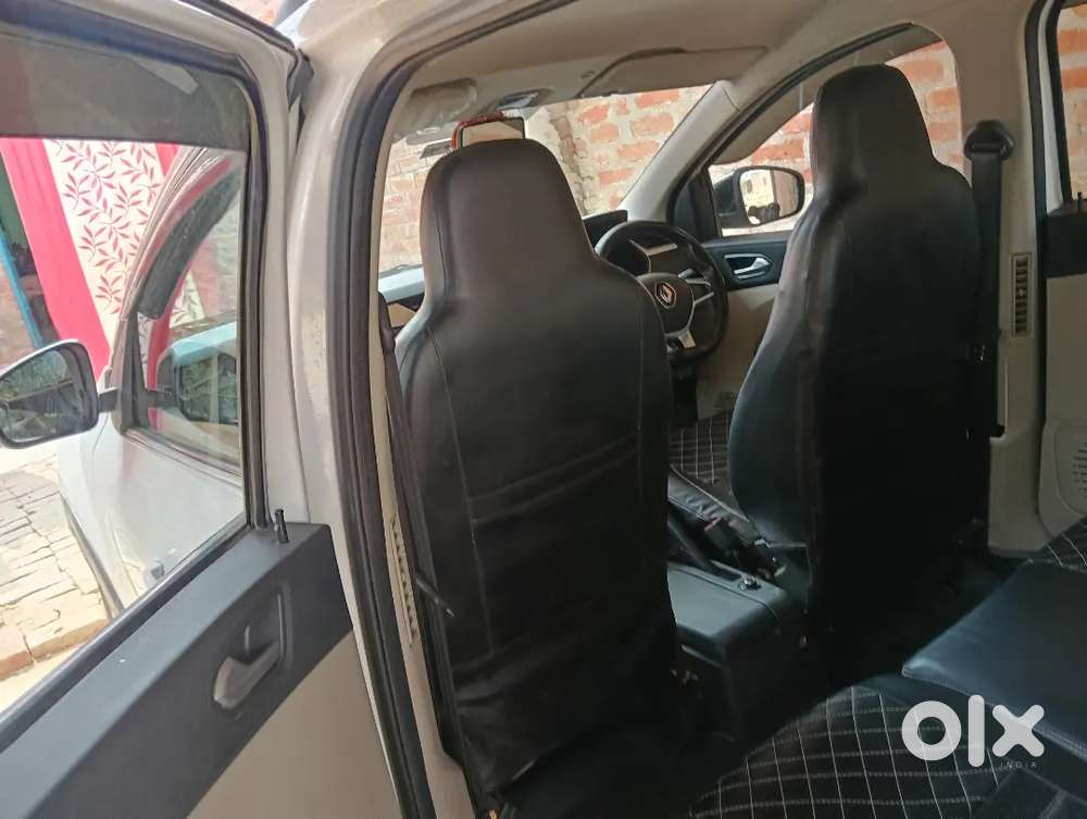 2022 Renault Triber 1.0 Rxz Amt Dual Tone