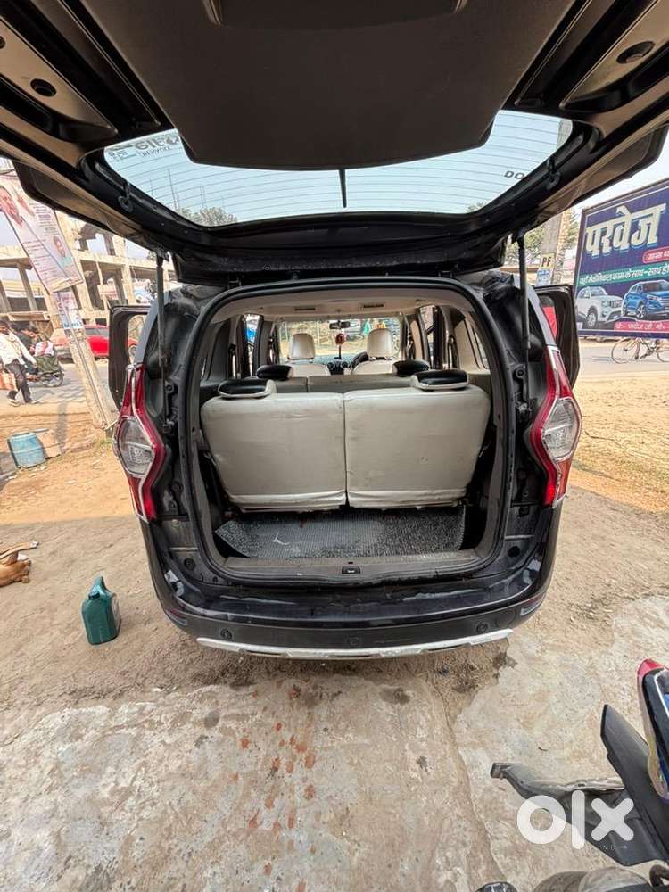 Renault Lodgy 2015 Diesel Well Maintained