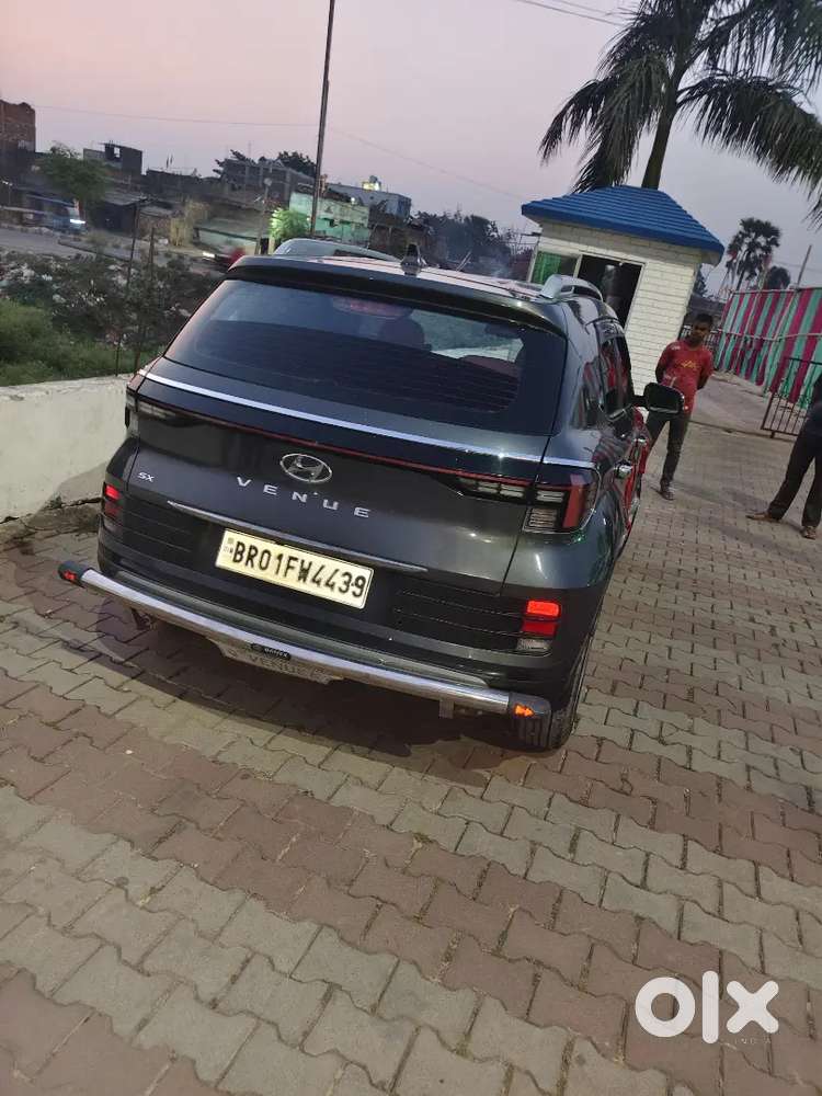 54000 Km Running . Sunroof Bhi Hai