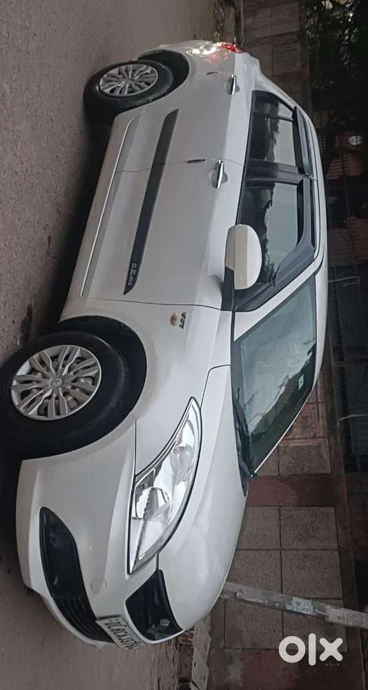 Maruti Suzuki Dzire 2015