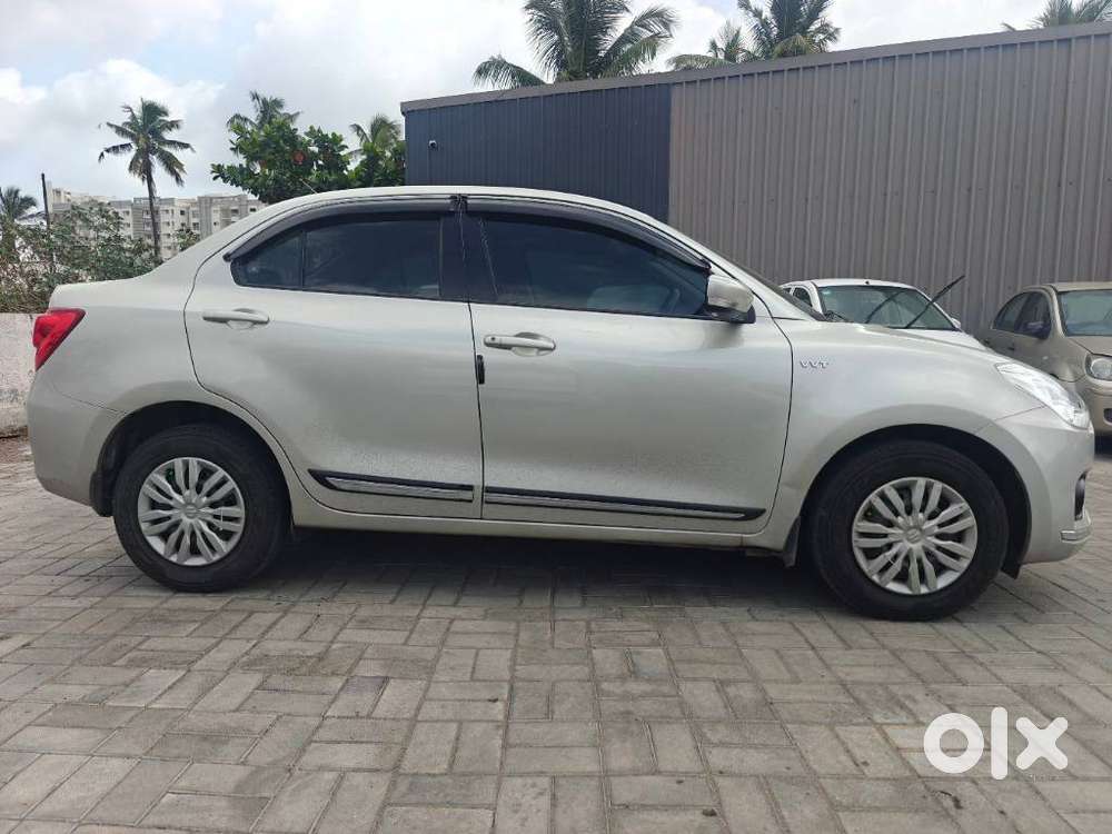 Maruti Suzuki Swift Dzire 1.2 Vxi Bsiv, 2018, Petrol