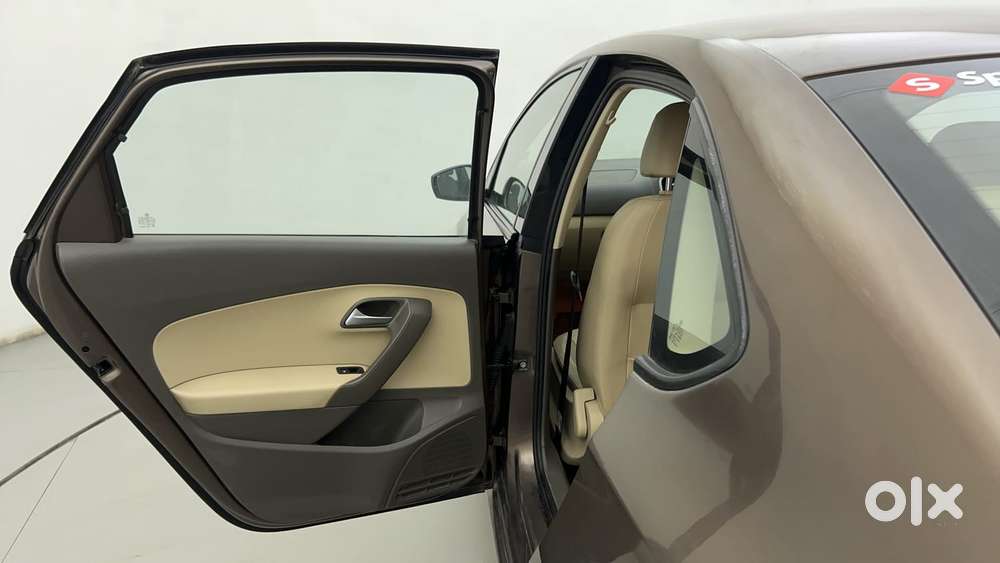 Volkswagen Vento 2013-2015 1.2 Tsi Highline At, 2016, Petrol