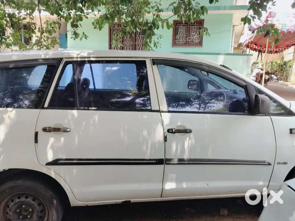 Toyota Innova 2.5 G1 2010