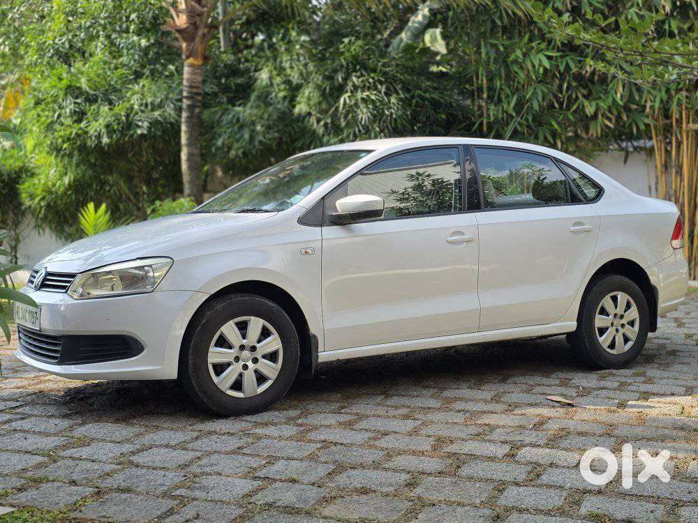 Volkswagen Vento 1.6 Trendline, 2012, Petrol