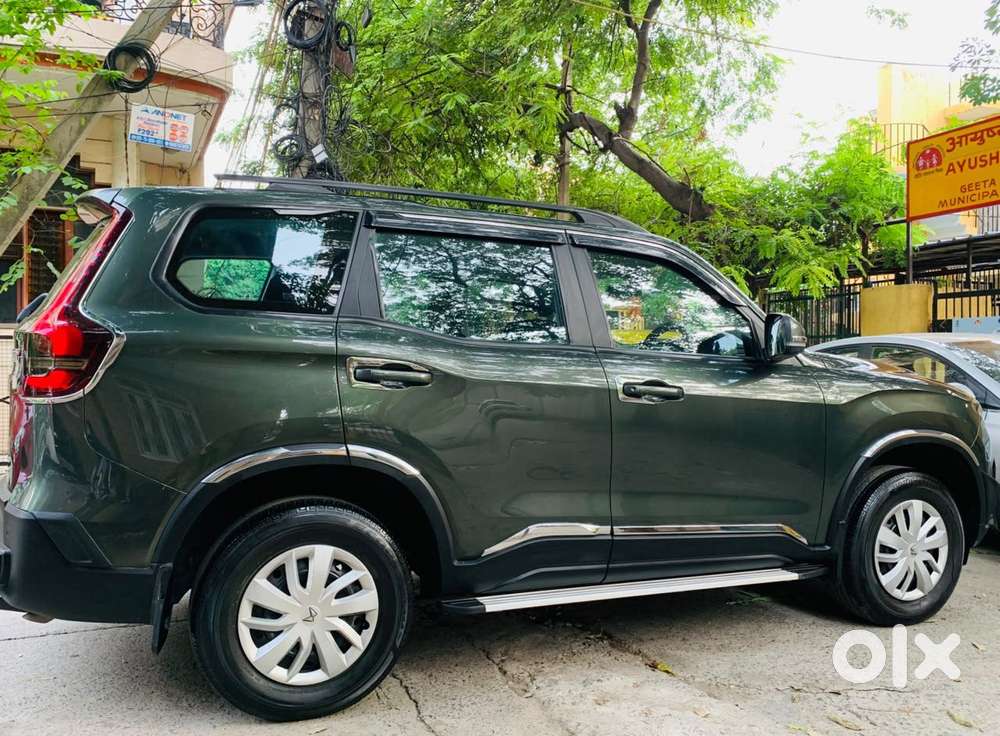 Mahindra Scorpio N Z4 Petrol Mt 7 Str, 2022, Petrol