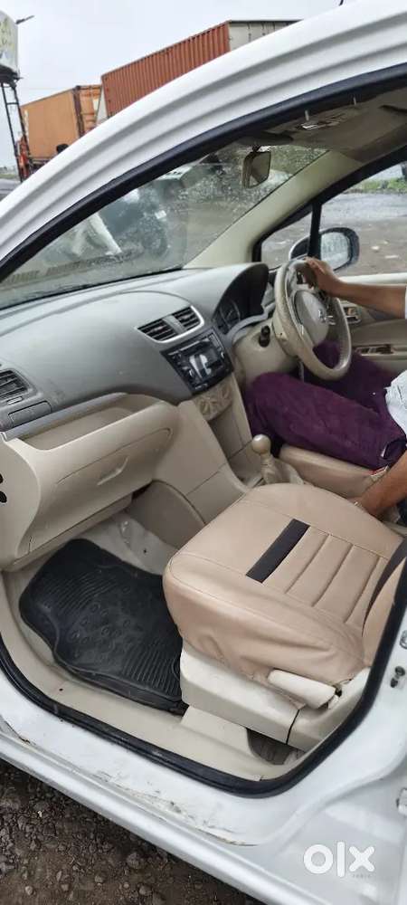 Maruti Suzuki Ertiga Zdi 2014