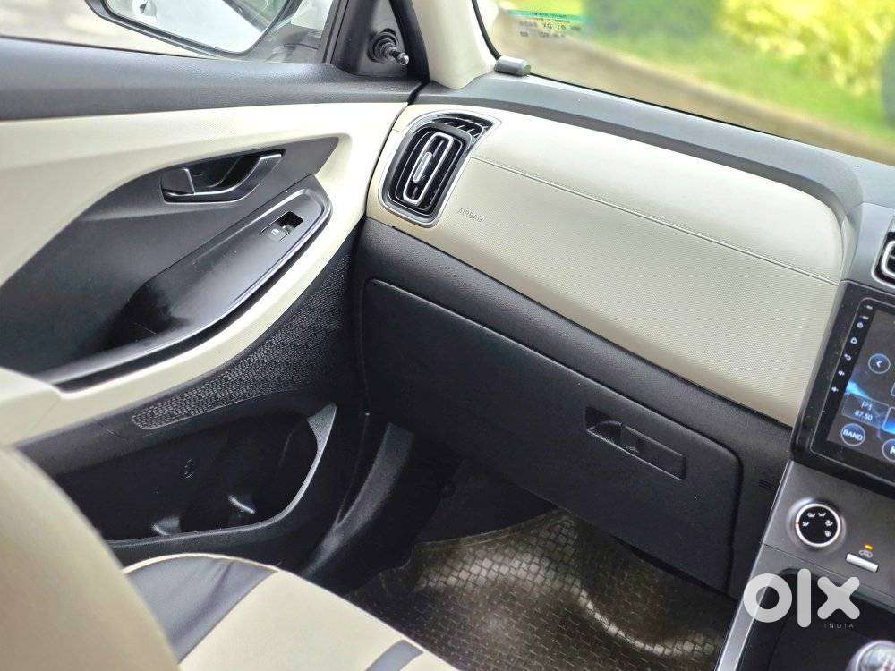 Hyundai Creta 1.5 E Petrol, 2022, Petrol