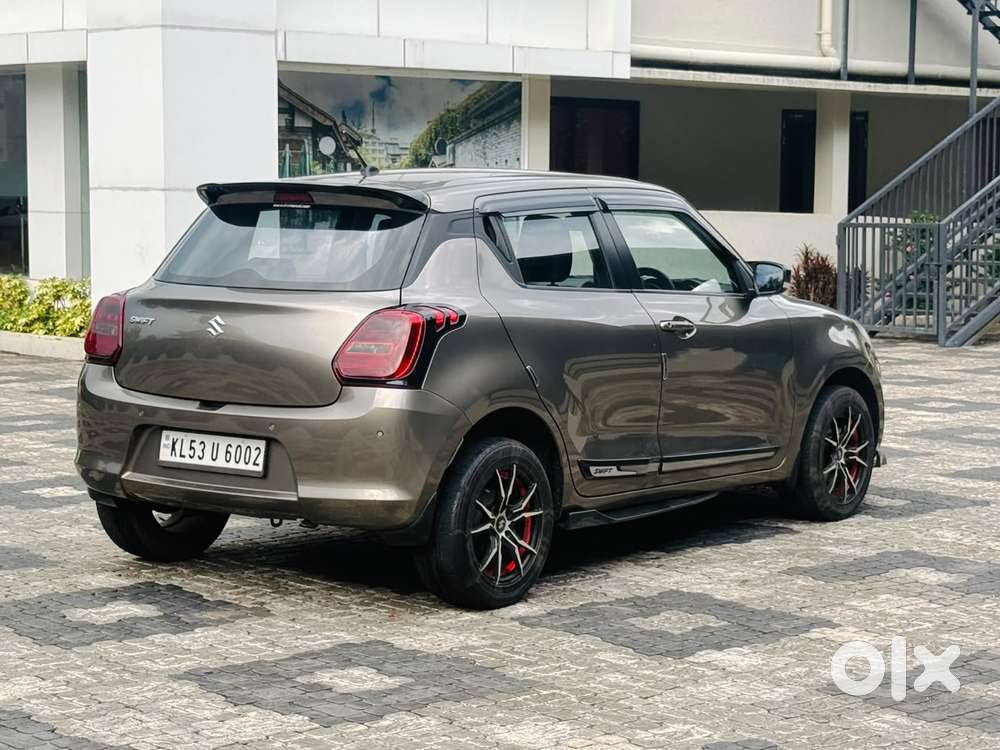 Maruti Suzuki Swift 1.2 Vxi (o), 2023, Petrol