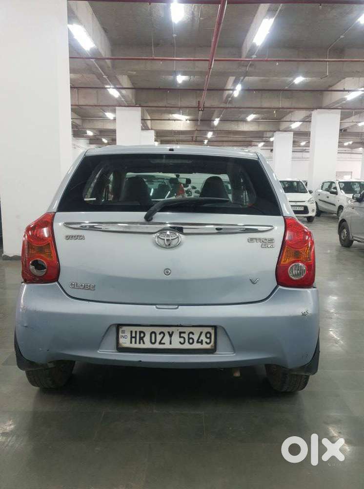Toyota Etios Liva 2011-2012 V, 2011, Petrol