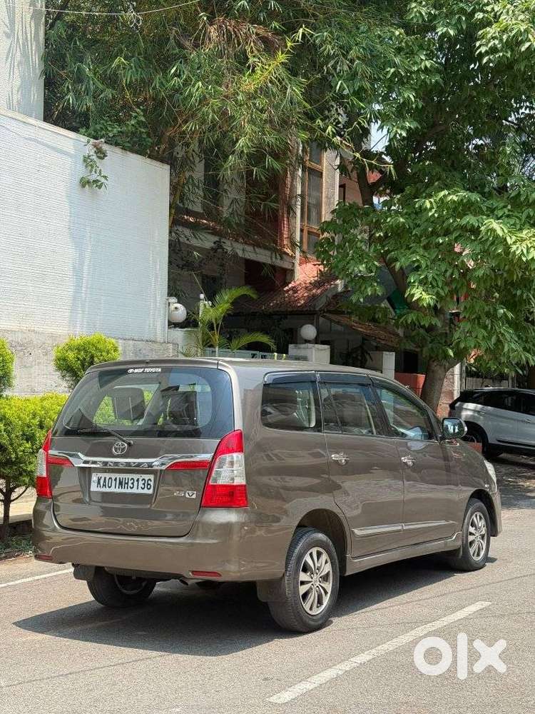 Toyota Innova 2.5 V 7 Str, 2015, Diesel