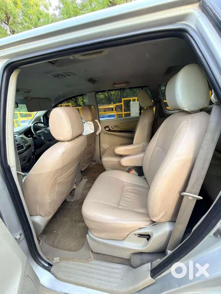 Toyota Innova 2013 Diesel Well Maintained