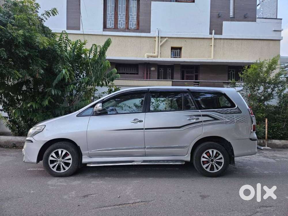 Toyota Innova [2013-2016] 2.5 G4 7 Str, 2015, Diesel