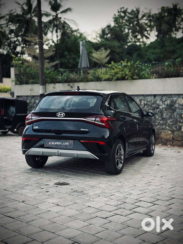 Hyundai I20 Sportz 1.2 Ivt, 2024, Petrol