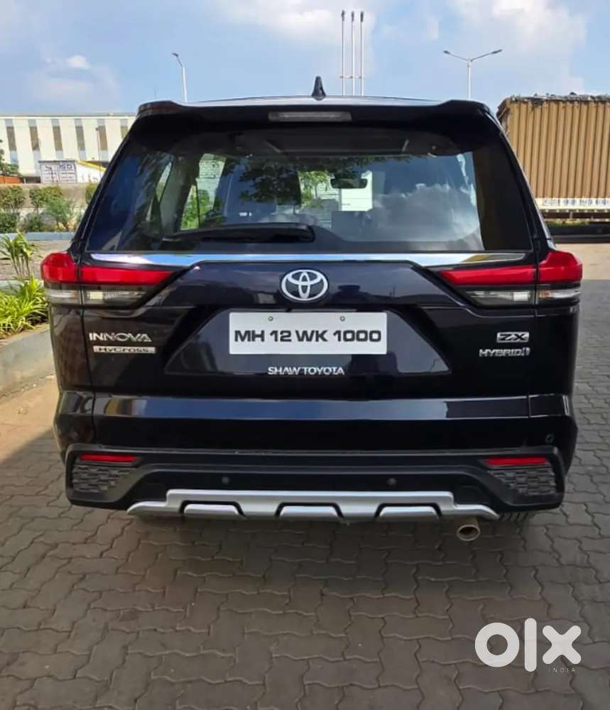Toyota Innova Hycross Zx(o) 2024 Petrol 31000 Km Driven