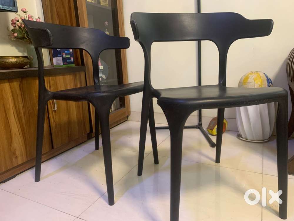 2-Arm chair for living room black colour