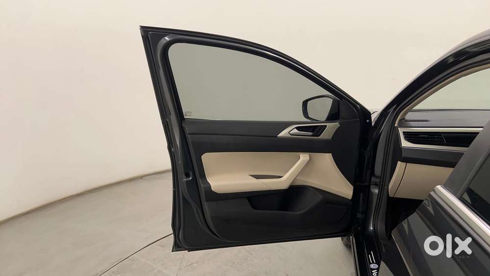 Volkswagen Virtus Highline Plus 1.0 Tsi At, 2022, Petrol