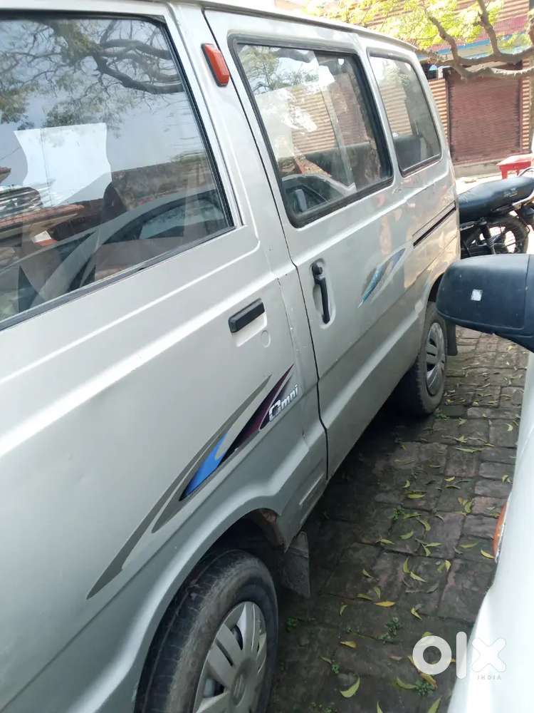 Maruti Suzuki Omni 2015