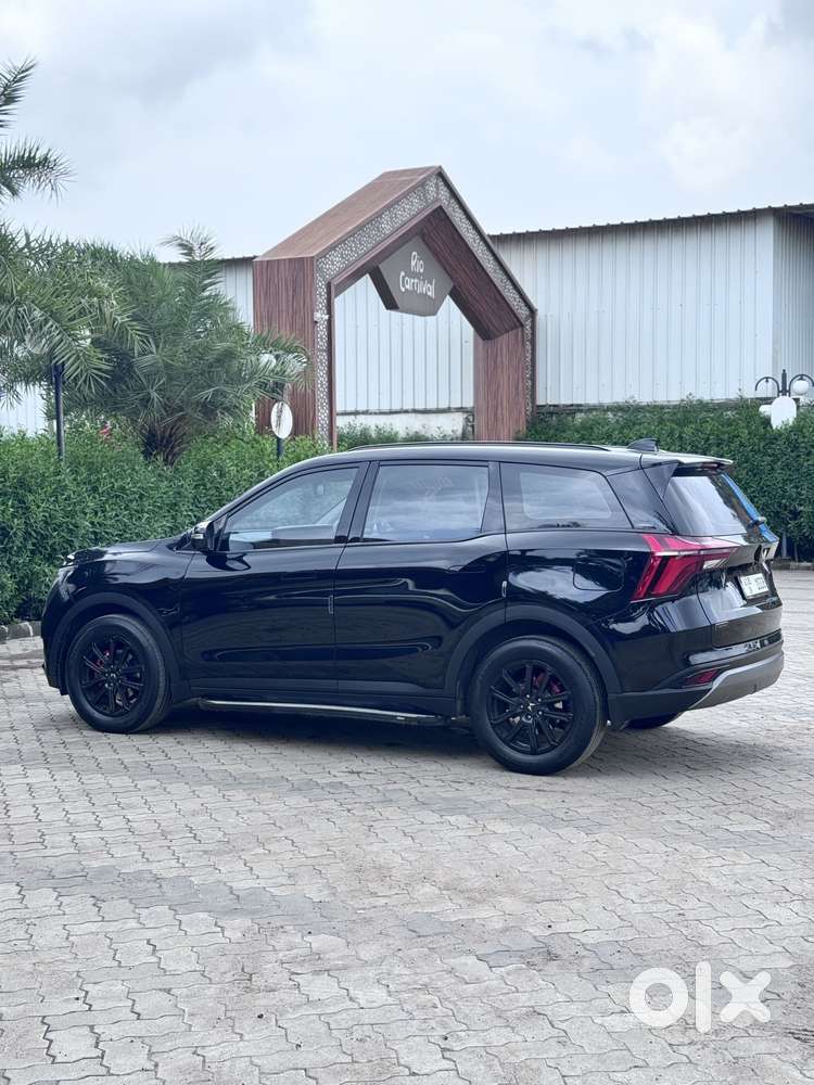 Mahindra Xuv700 2.2 Ax 7 Diesel At Luxury Pack Str, 2026, Diesel