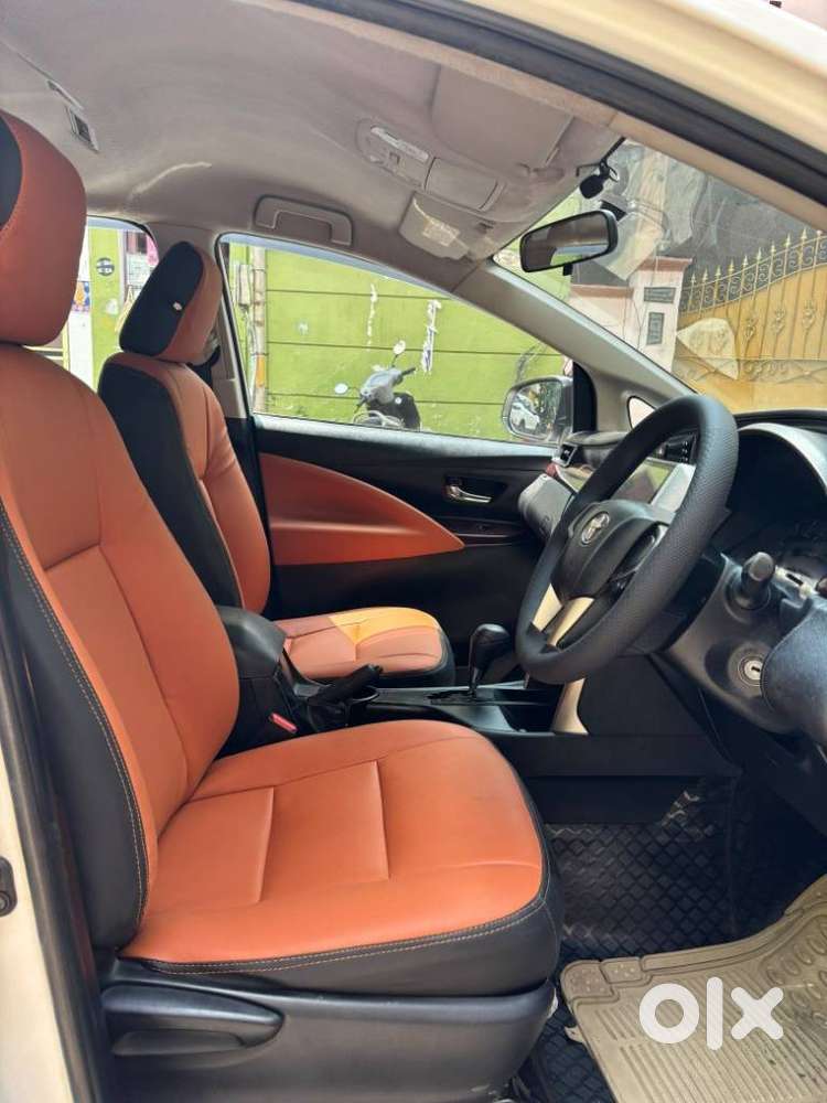 Toyota Innova Crysta 2.8 Gx At 7 Str, 2016, Diesel