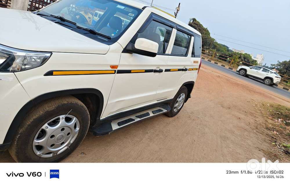Mahindra Bolero Neo 8,2023,price-7,25,000