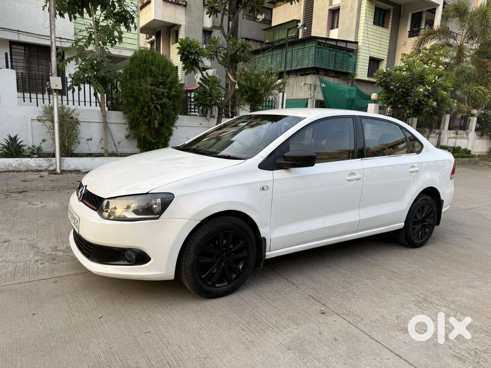 Volkswagen Vento 1.2 Tsi Highline Plus At, 2014, Petrol