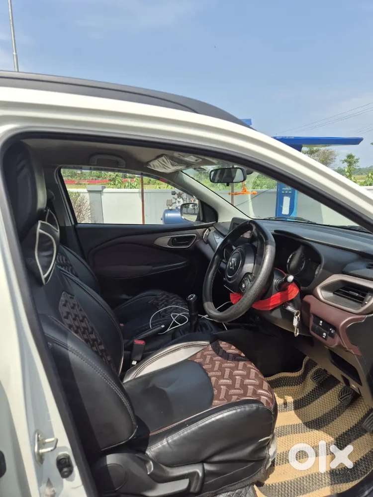 Maruti Suzuki Fronx 2023 Petrol 28000 Km Driven