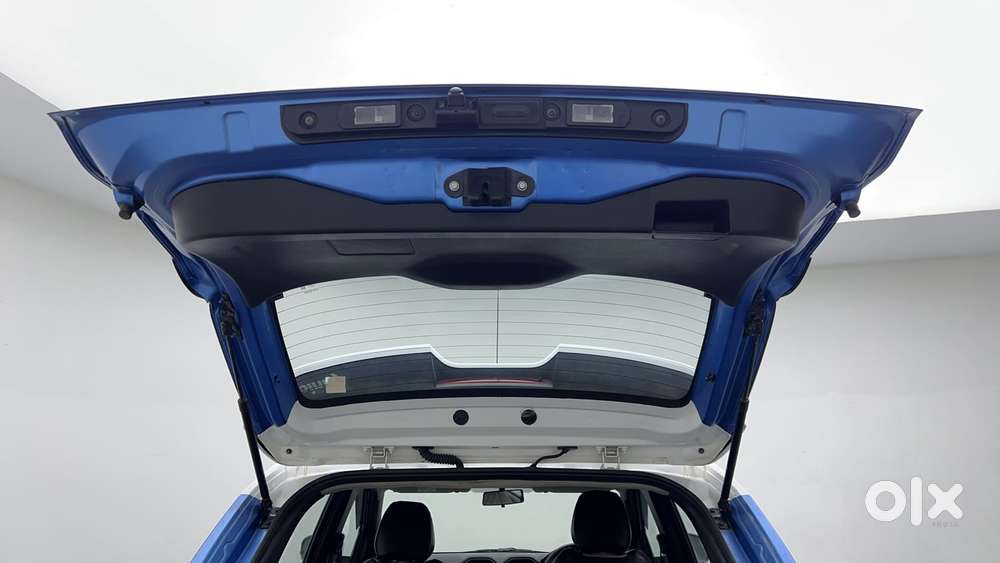Nissan Magnite 1.0 Xv Dual Tone, 2021, Petrol