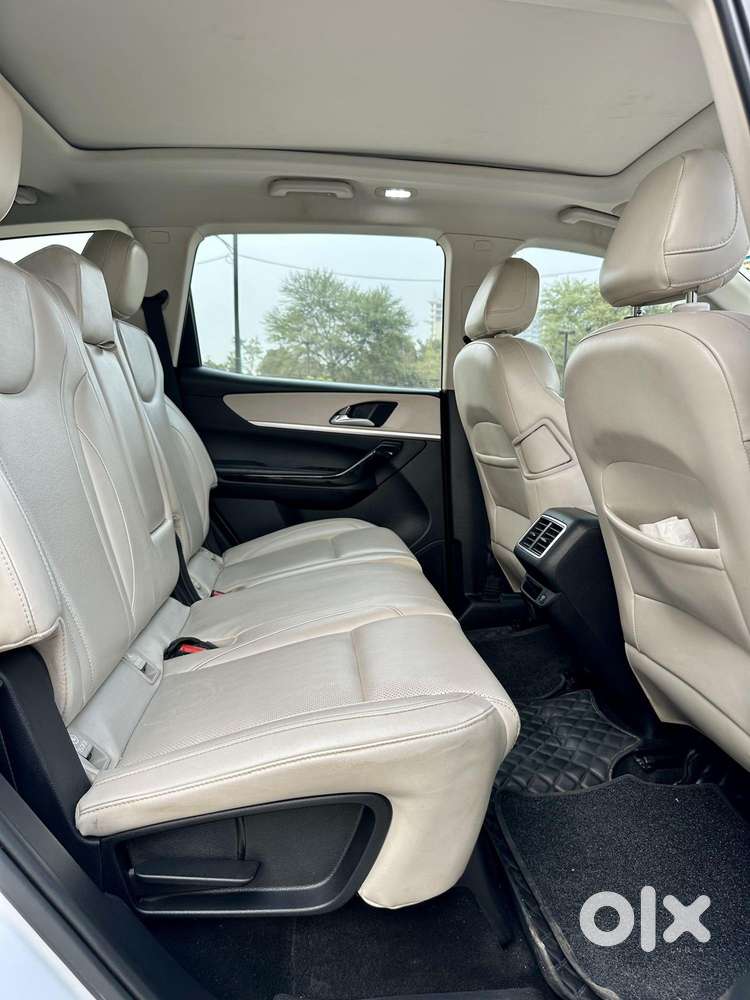 Mahindra Xuv700 2.2 Ax 7 Diesel Mt Str, 2022, Diesel