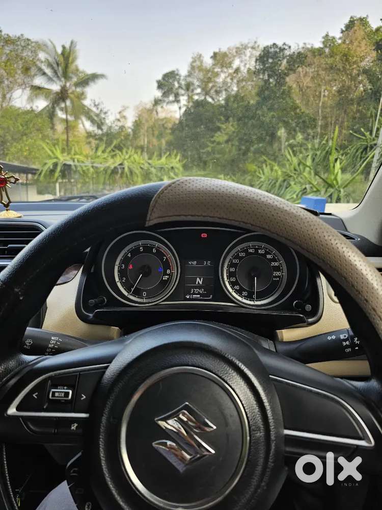 Maruti Suzuki Dzire Autonatic 2017 Petrol 37105 Km Driven