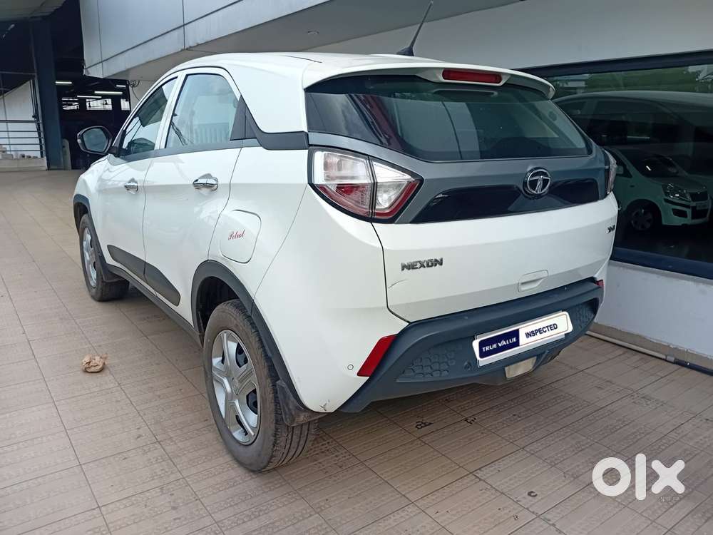 Tata Nexon 1.2 Revotron Xma Amt (s), 2019, Petrol