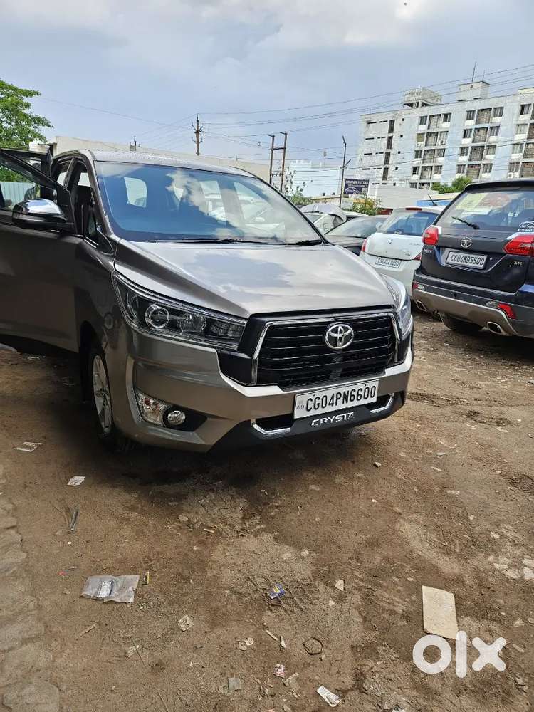 Toyota Innova Crysta 2017 Diesel 86000 Km Driven