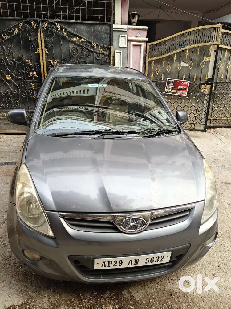 Hyundai I20 2010 Petrol Well Maintained Valid Upto 2030