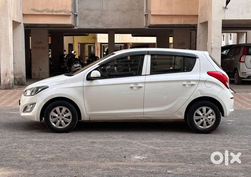 Hyundai I20 Sportz 1.2 Bs-iv, 2014, Petrol