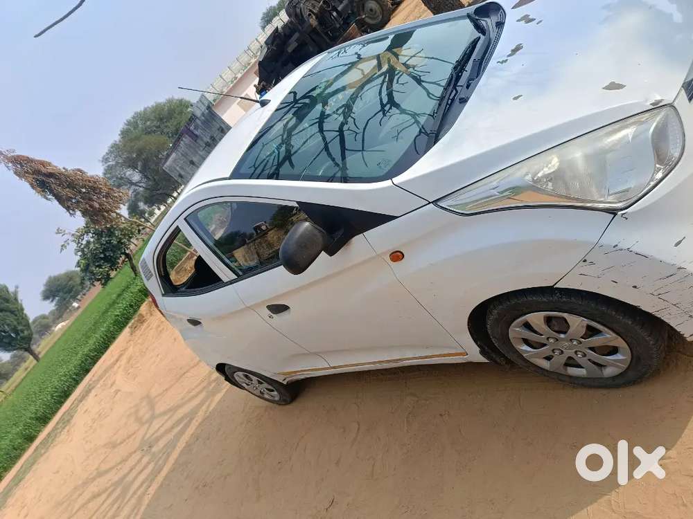Hyundai Eon 2017 Petrol 90000 Km Driven