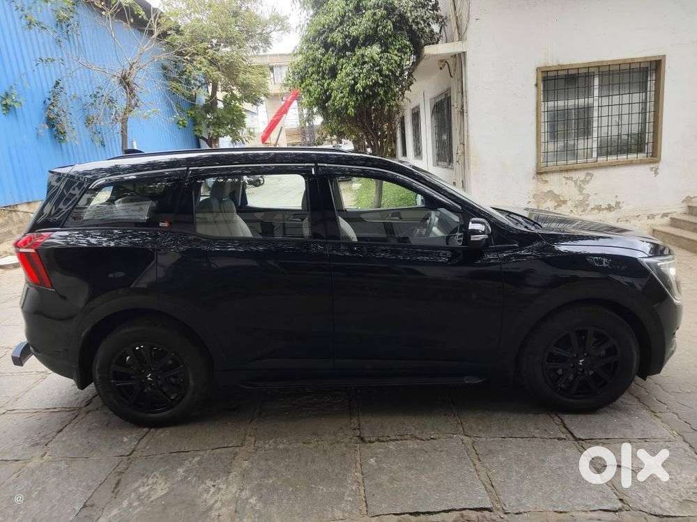 Mahindra Xuv700 2.0 Ax 7 Petrol At Str, 2024, Petrol