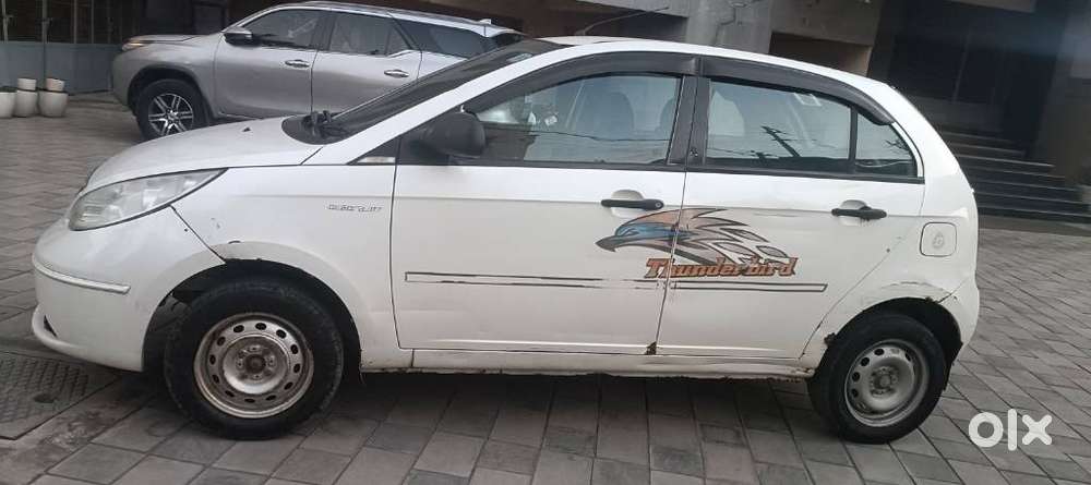 Tata Indica Vista Quadrajet Lx, 2013, Petrol