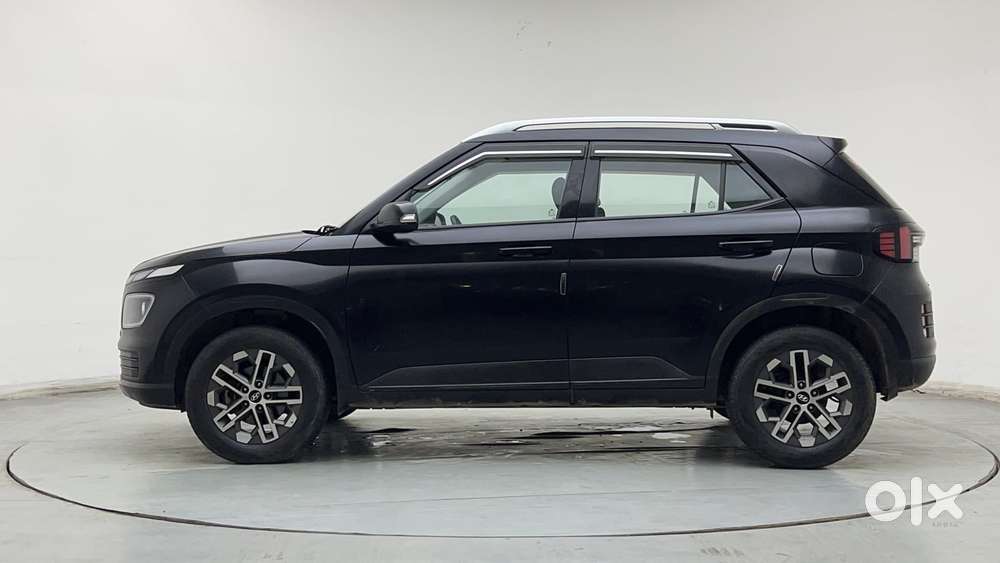 Hyundai Venue [2022-ongoing] 1.5 Crdi Sx, 2023, Diesel
