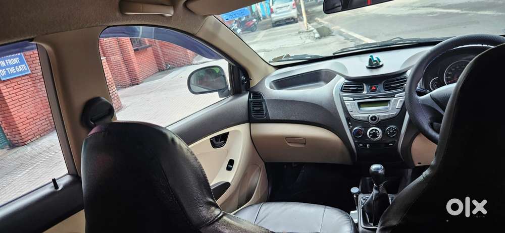 Hyundai Eon 1.0 Kappa Magna + (o), 2015, Petrol