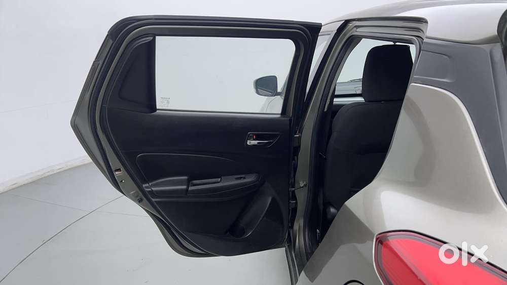 Maruti Suzuki Swift Amt Vvt Vxi, 2018, Petrol